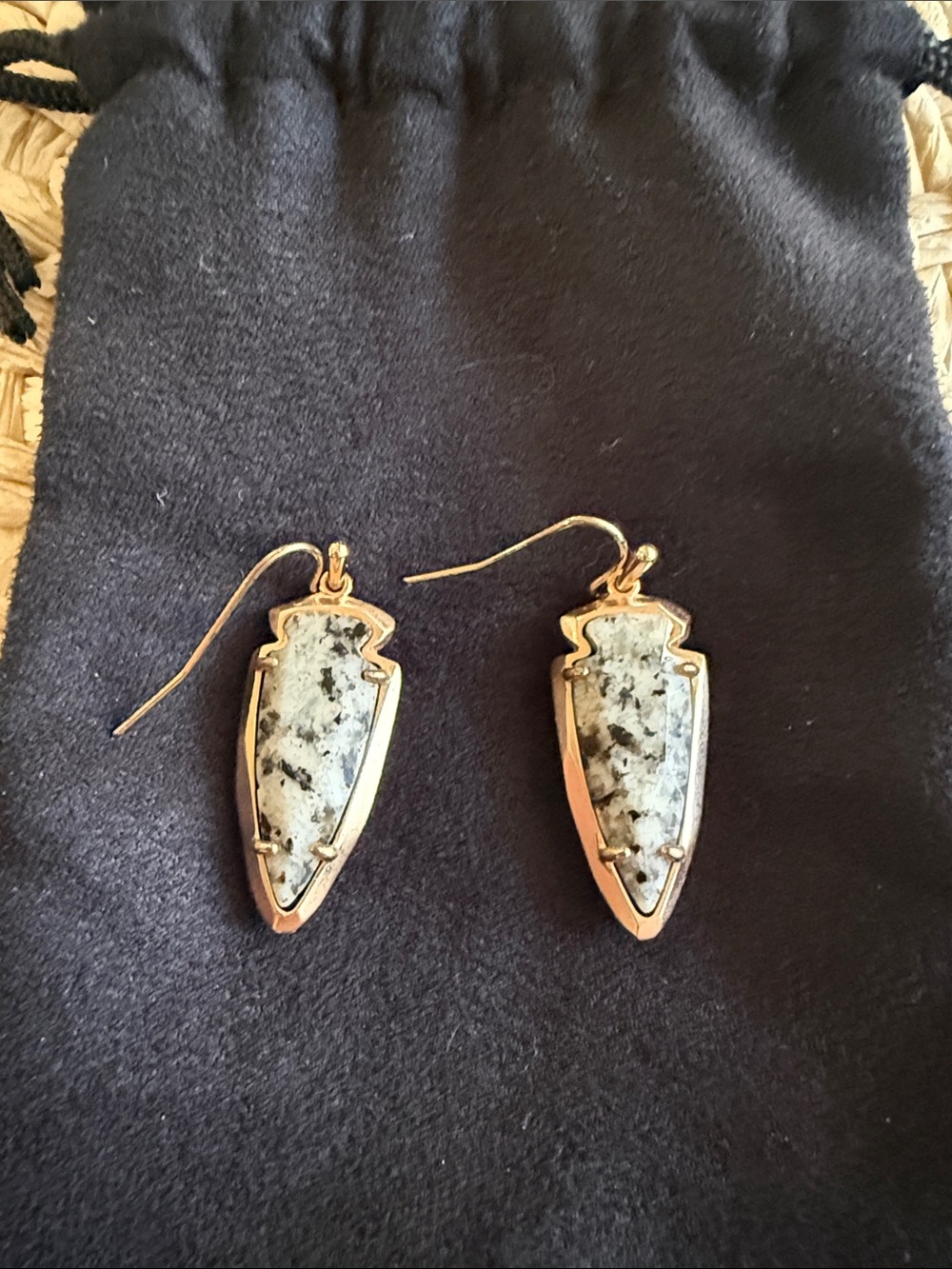 Kendra Scott Gold-Tone White Speckled Arrowhead Earrings